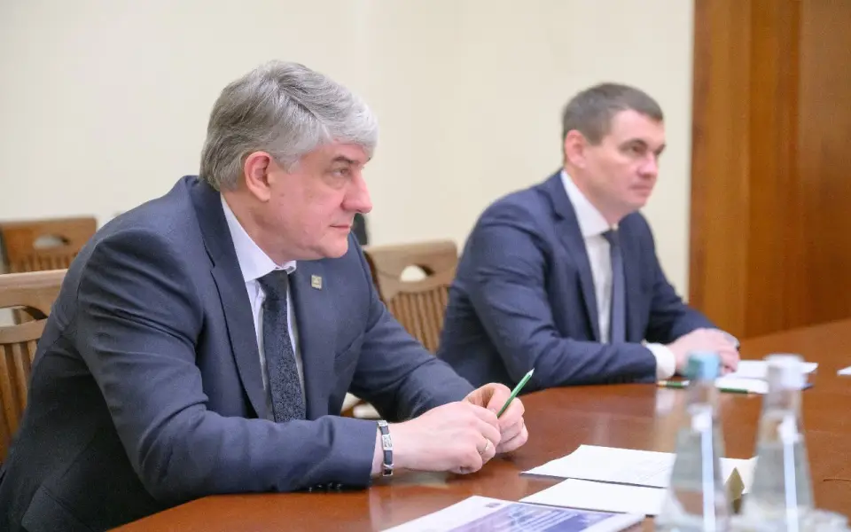 Претендентом на звание «неудачник года» стал и.о. мэра Нововоронежа Черенков, попавшийся  на крупной взятке через неделю после назначения на должность