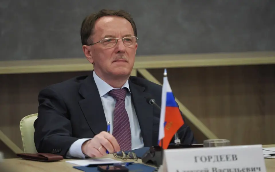 Вице-спикер Госдумы Алексей Гордеев заявил об участии в праймериз «Единой России» по Павловскому округу Воронежской области