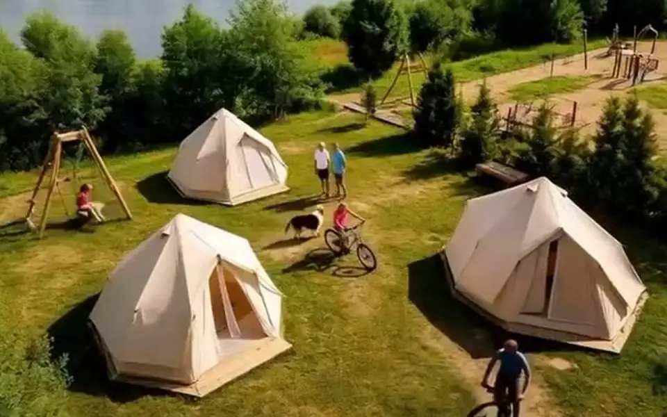 Воронежские власти ищут инвестора для глэмпинга в Костенках Воронежские власти ищут инвестора для глэмпинга в Костенках