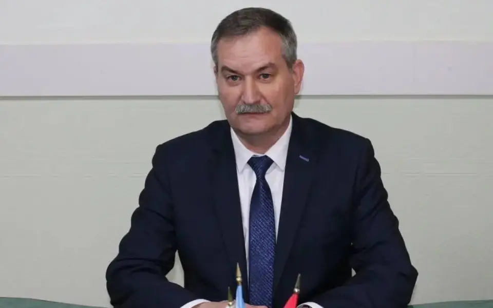 Руководитель курского ОНФ Шумаков стал новым главой Золотухинского района Руководитель курского ОНФ Шумаков стал новым главой Золотухинского района