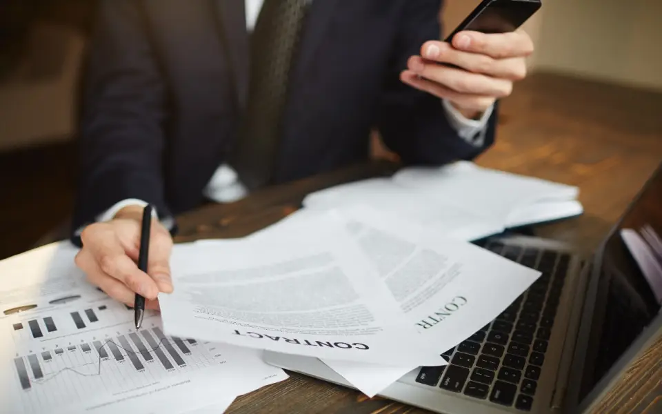Продажа 7,66% акций банка «Финсервис» за 1,28 млрд рублей не привлекла участников торгов