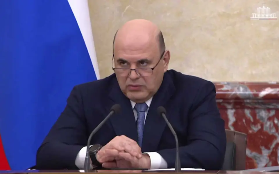 Кабмин ограничил импорт горной техники в госзакупках