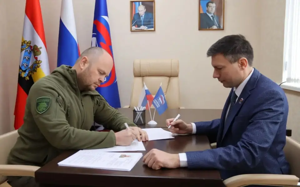 Замкомандира «БАРС-Курск» Цветков подал документы на праймериз «Единой России» по выбору кандидатов в Госдуму