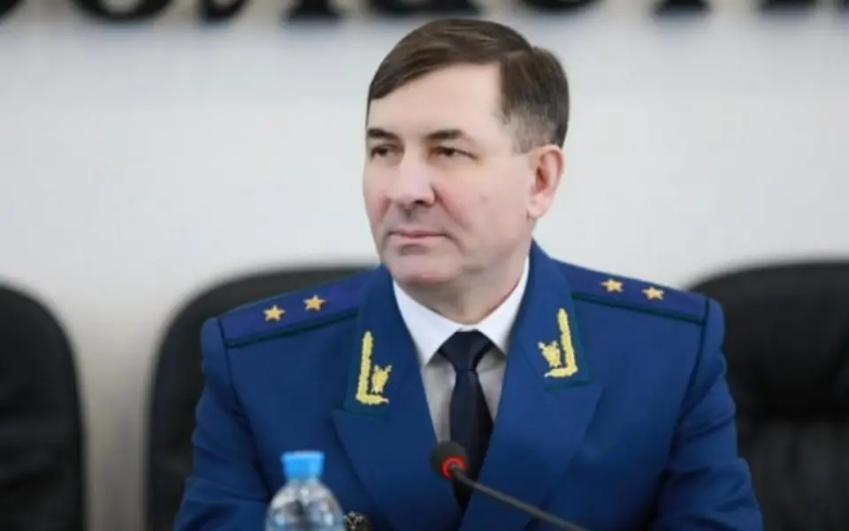 После смены главы Белгородчины вице-губернатор Лоренц «бумажно» страхует свои позиции?