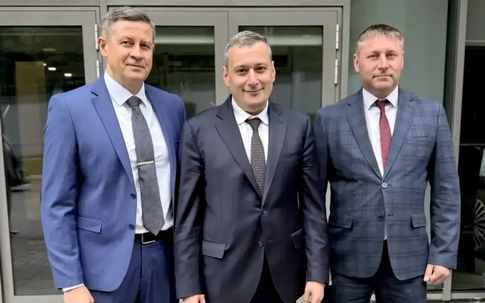 Хинштейн заявил о «непрерывном контакте» с новыми главами Белгородской и Брянской областей