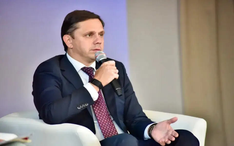 «Абирег» поговорил с губернатором Орловской области на ПМЭФ‑2026