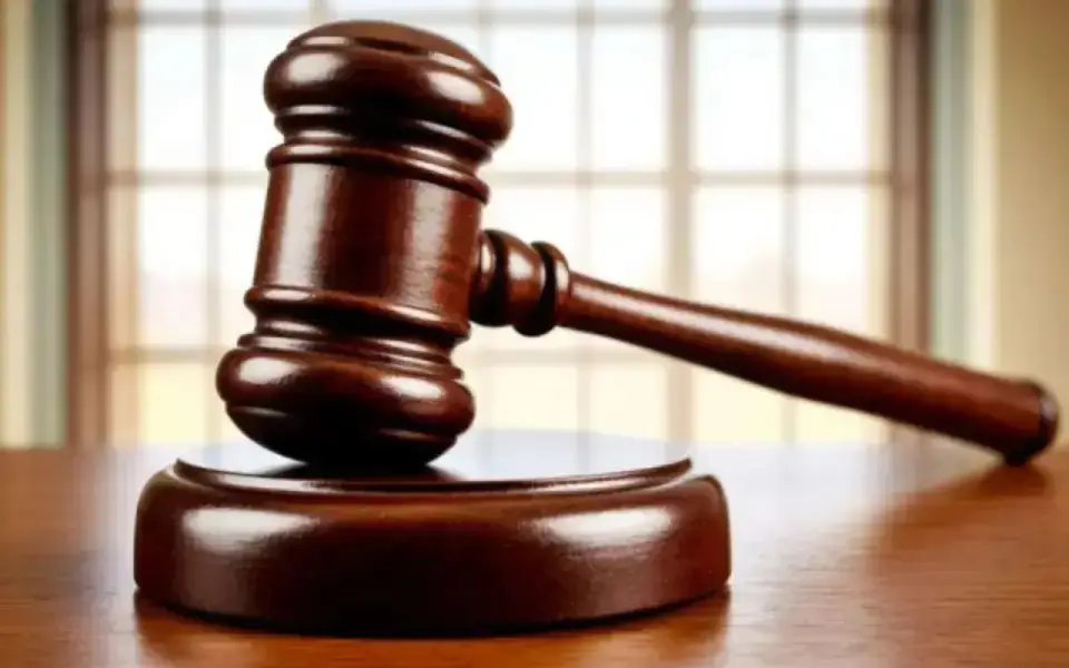 Суд взыскал с белорусского металлургического завода 153,2 млн рублей в пользу елецкого «Горняка»