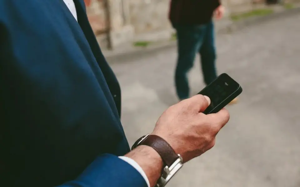 В России создадут базу IMEI без обязательной регистрации пользователей В России создадут базу IMEI без обязательной регистрации пользователей