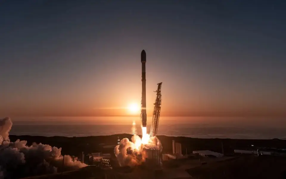 SpaceX за три дня обвала потерял более 600 млрд долларов капитализации и вплотную приблизился к отметке ниже 2 трлн долларов