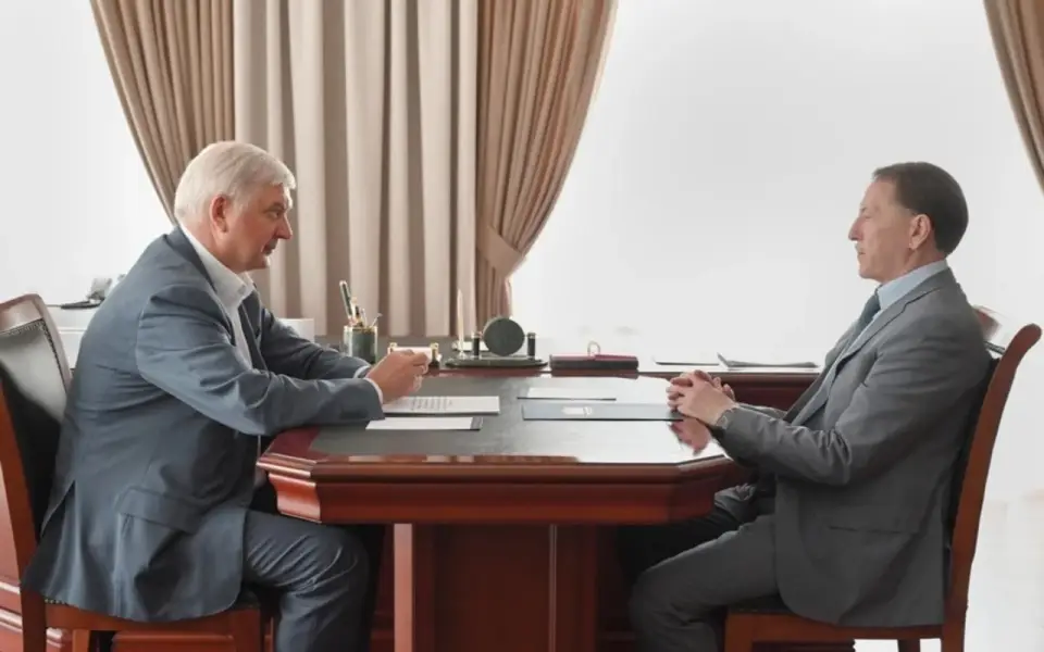 Губернатор Александр Гусев и Алексей Гордеев обсудили топливную ситуацию и рост экономики в Воронежской области  