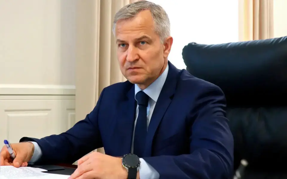 Автомобиль первого замгубернатора Курской области Александра Чепика попал в аварию