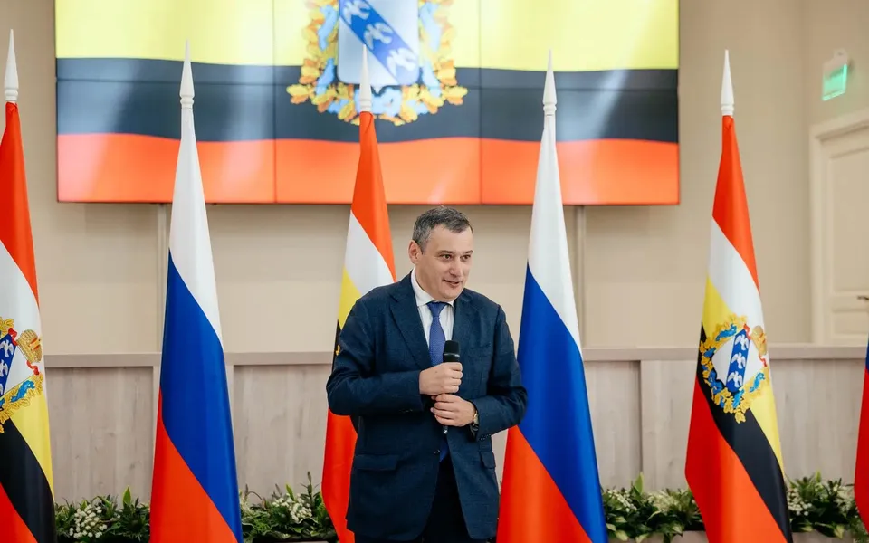 Курский губернатор Хинштейн сохранил место в тройке лидеров медиарейтинга глав ЦФО Курский губернатор Хинштейн сохранил место в тройке лидеров медиарейтинга глав ЦФО