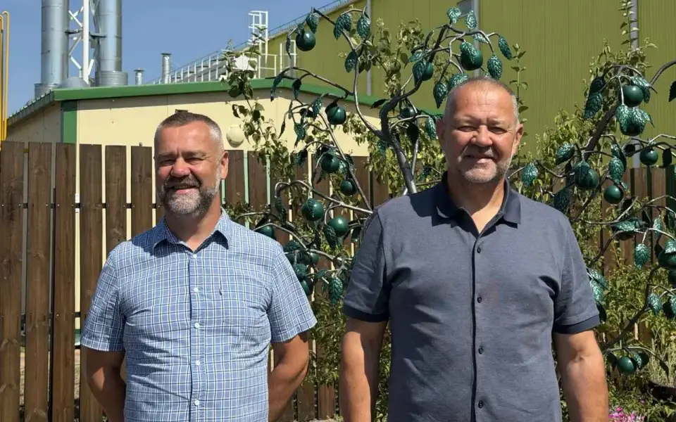 «Если будешь жалеть — заранее скажешь, что проиграл»: совладелец «Зоринского сада» из Курской области 