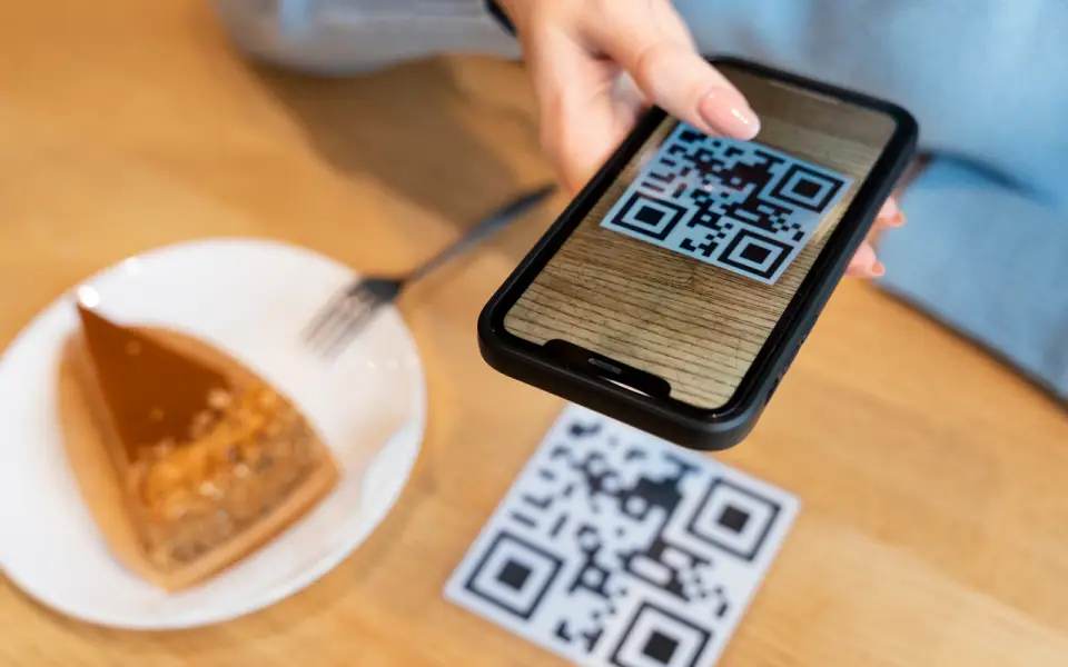 Объем операций по QR-кодам и биометрии достиг 1,7 трлн рублей Объем операций по QR-кодам и биометрии достиг 1,7 трлн рублей