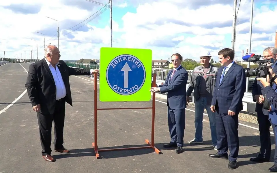 В Россоши на три месяца раньше срока открыли Северный путепровод 
