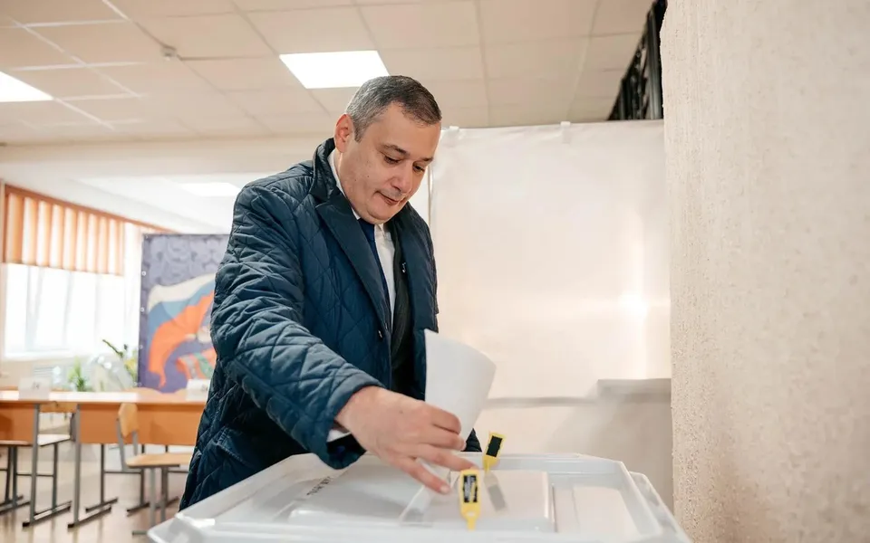 Хинштейн проголосовал на выборах в Госдуму и облдуму Курска