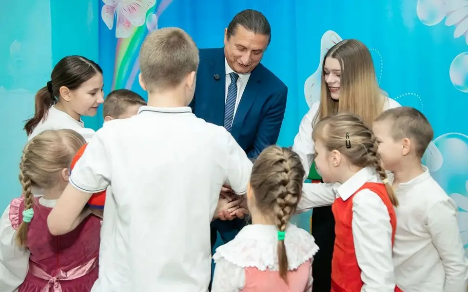 Социальное сиротство: почему дети остаются без опеки при живых родителях? Социальное сиротство: почему дети остаются без опеки при живых родителях?
