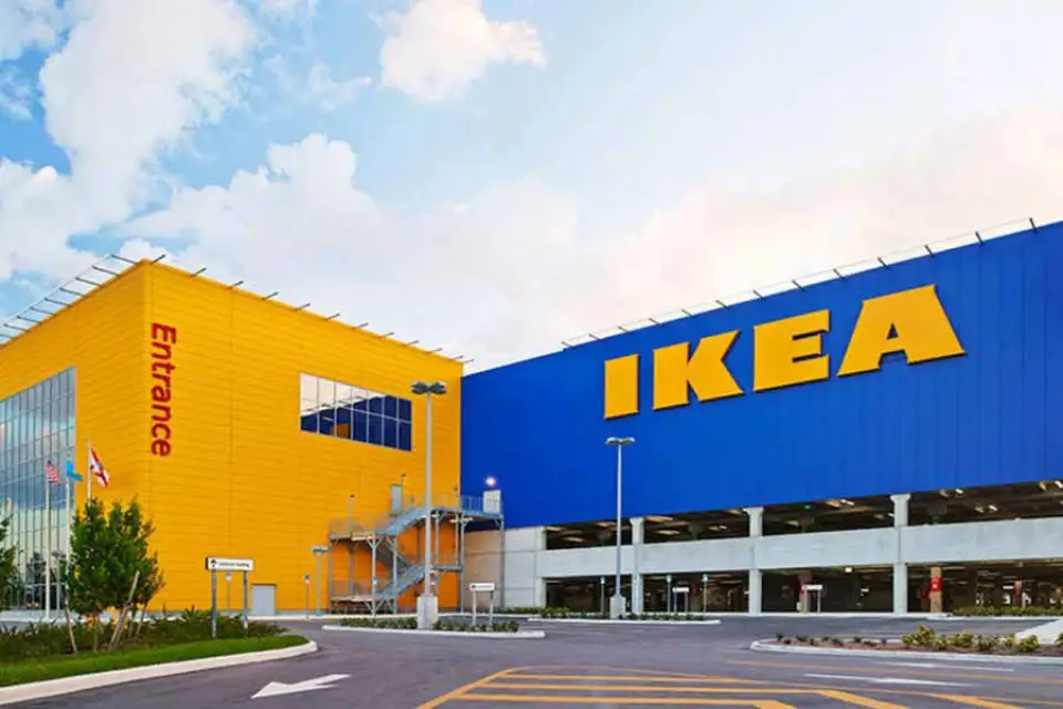 Владелец IKEA и ТЦ «Мега» продал главный российский офис