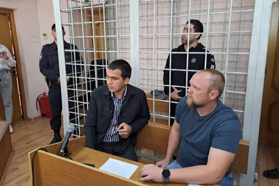 Владелец смертельного киоска с шаурмой в Курске отправлен под домашний арест