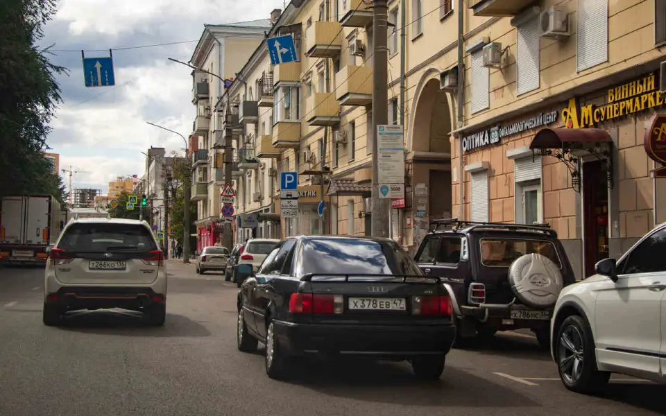 В середине октября в Липецке заработают платные парковки В середине октября в Липецке заработают платные парковки