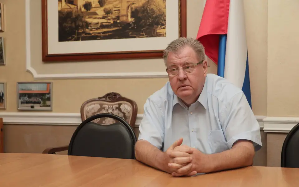 «Многое из кресла чиновника не видно», – глава воронежского НИИЭТ о работе в Минпромторге, новых проектах и капсуле времени