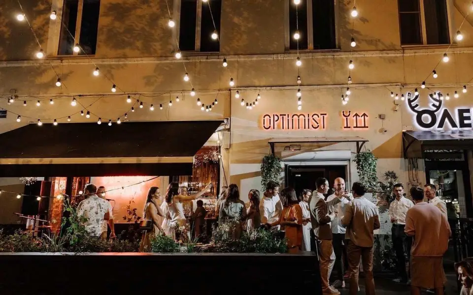 Купившие два ресторана в центре города воронежские «безопасники» стали владельцами винного бара Optimist