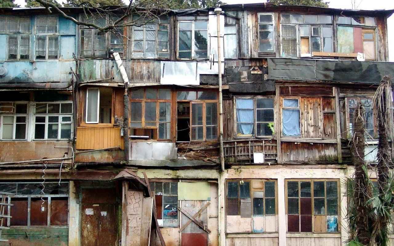 Белгородской области добавят 80 млн рублей на расселение аварийного жилья