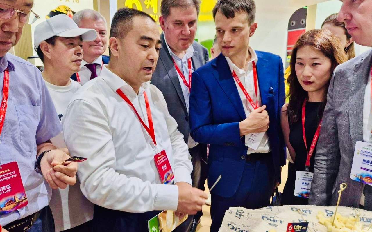 Китайцы оценили воронежские фирменные сыры «ЭкоНивы» на международной выставке