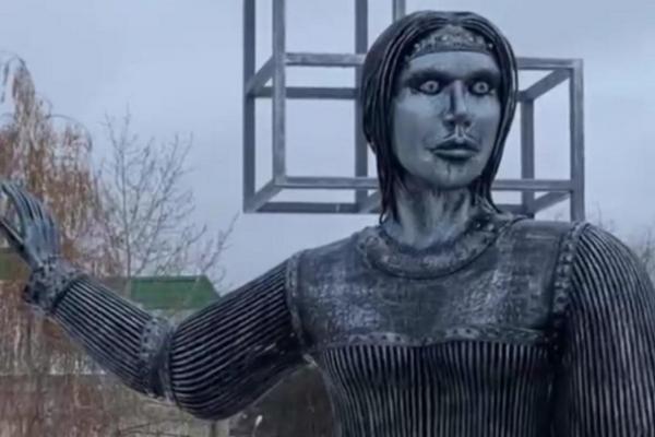 Жители не хотят видеть устрашающую Аленку на улицах Воронежа