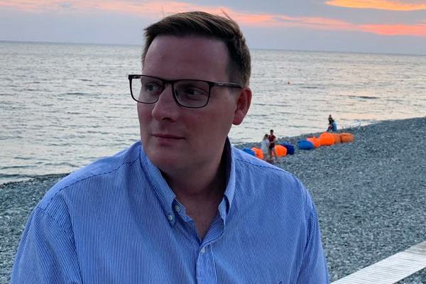 Замглавреда сети «Блокнот» Михаил Сошин возглавил редакцию «Абирега»
