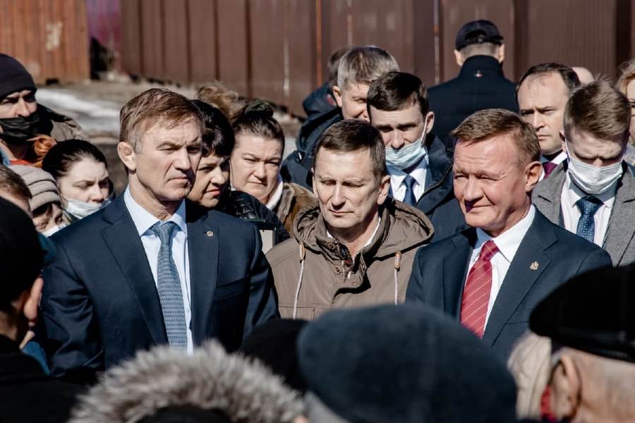 Решение жилищного вопроса в Кукуевке под Курском ускорилось после приезда министра