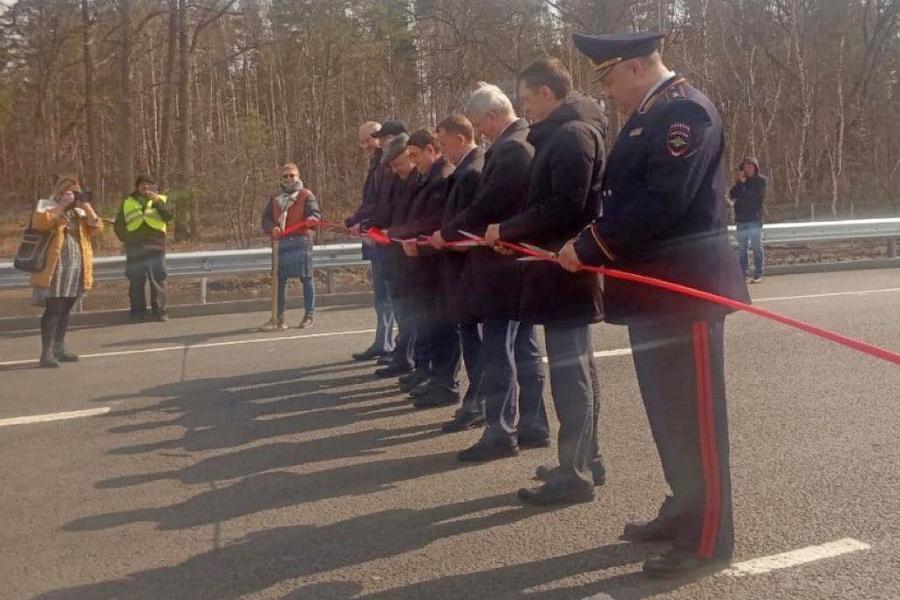 Воронежский губернатор и вице-спикер Госдумы открыли миллиардный обход Боброва Воронежский губернатор и вице-спикер Госдумы открыли миллиардный обход Боброва