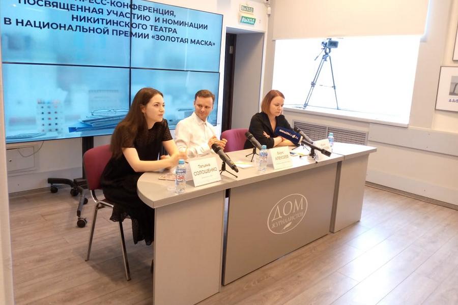 «Какую реакцию на спектакль дадут власти – узнаем в день премьеры», – директор Никитинского театра о постановке «Децентрализация. Воронеж»
