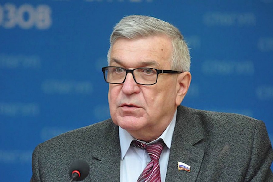 Разговоры о бедности и законопроект о запрете пива в «большом пластике» – пять лет Михаила Тарасенко в Госдуме