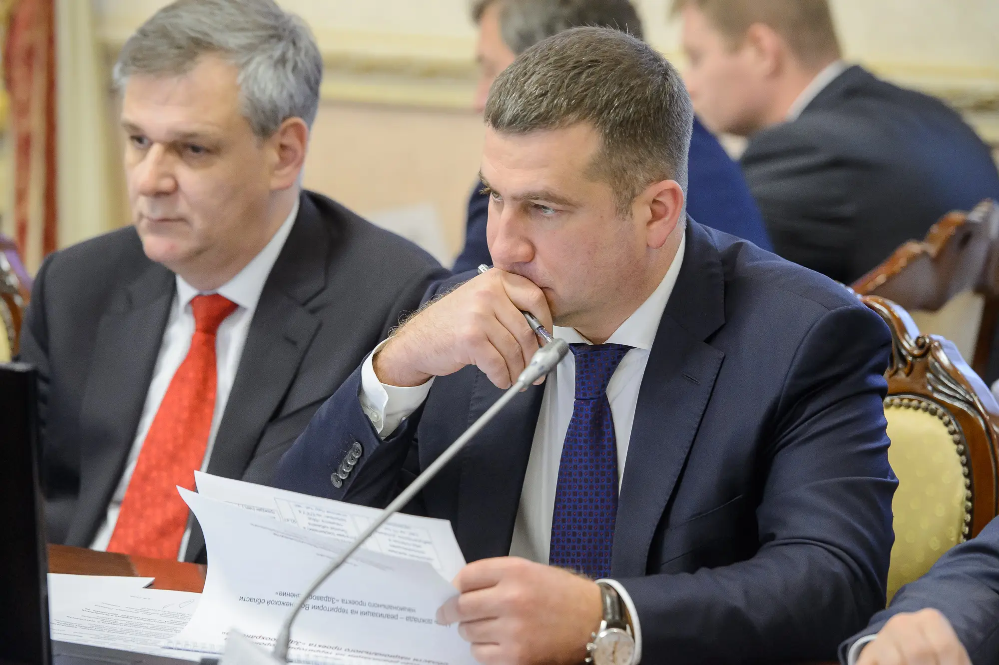Руководитель воронежского департамента здравоохранения удвоил заработок до 7 млн рублей