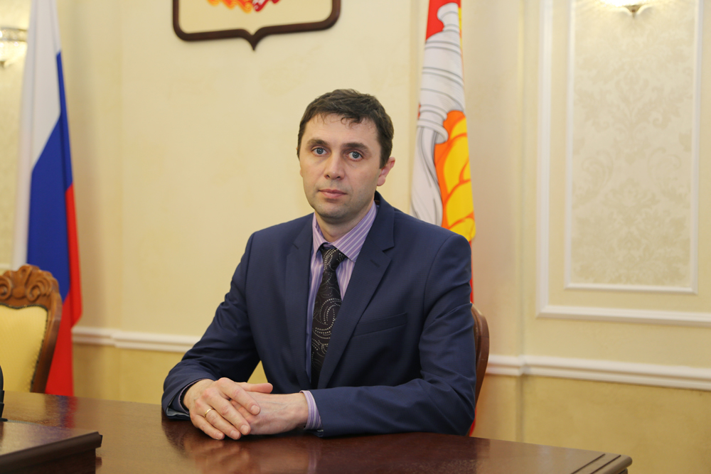 Воронежские силовики проводили оперативные мероприятия с первым вице-мэром Сергеем Петриным
