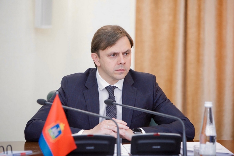 Коммунисты выдвинули орловского губернатора Андрея Клычкова на выборы в Госдуму