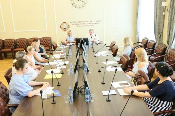 Воронежский медуниверситет и Институт физкультуры провели круглый стол по вопросам спортивной медицины