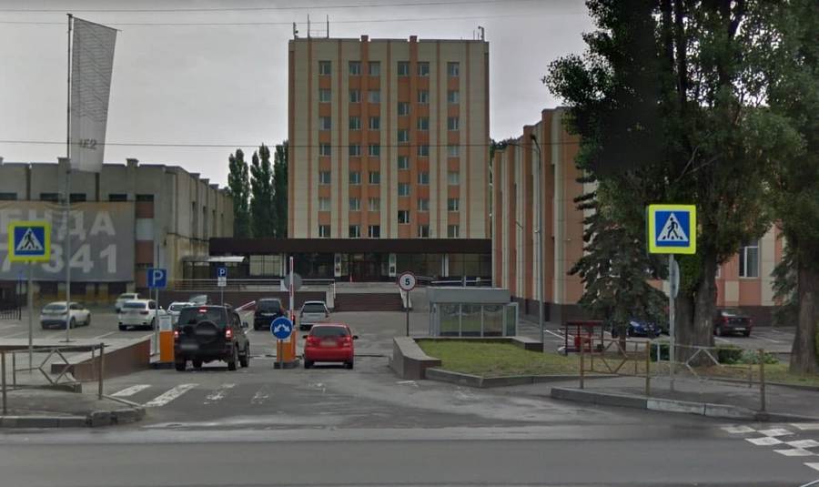 В Липецке бизнес-центр вблизи Нижнего парка выставили на продажу за 361 млн рублей
