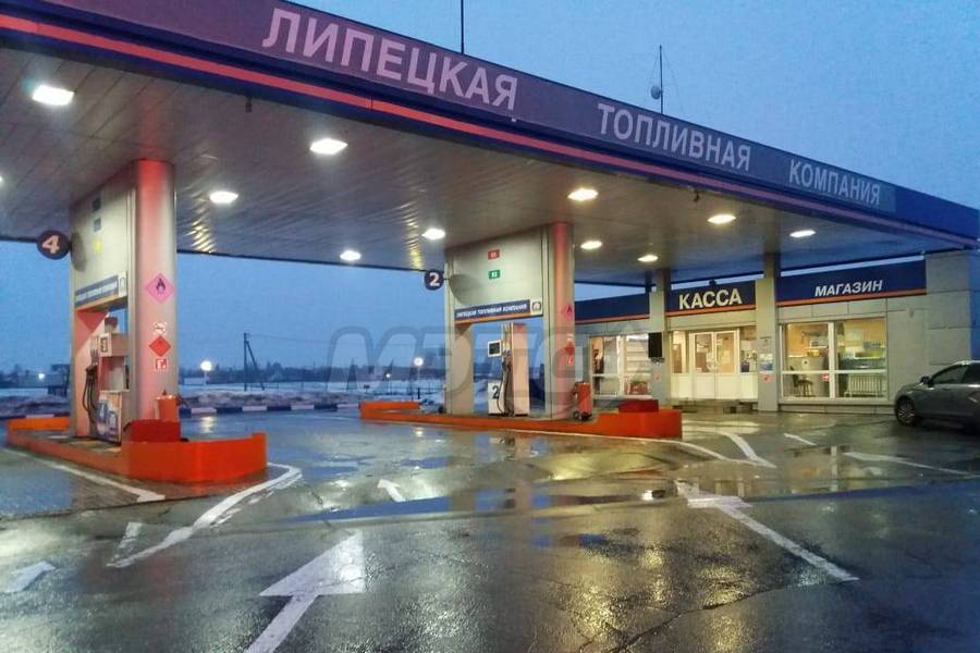 Еще три заправки Липецкой топливной компании выкупили за 43 млн рублей 