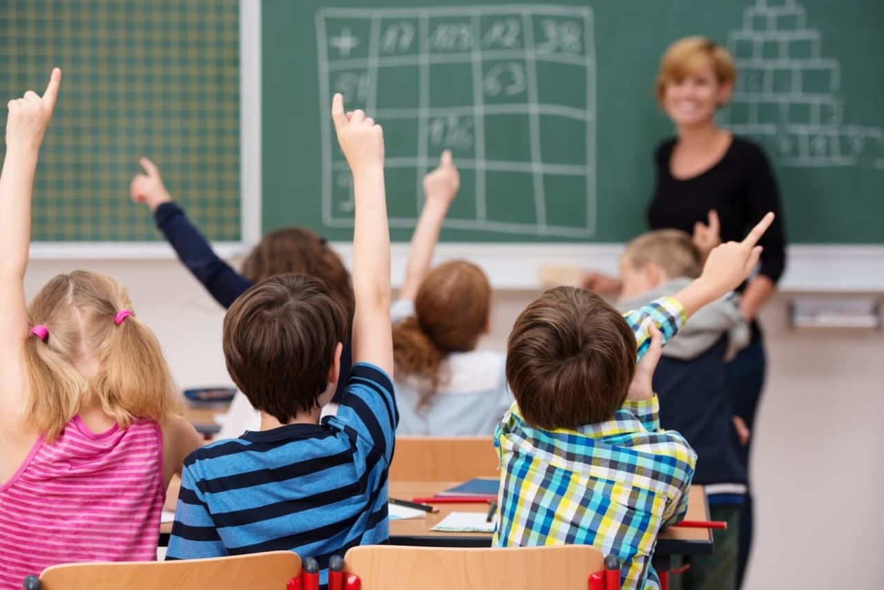 Учителя в Белгородской области с 2022 года будут получать экспериментальную зарплату