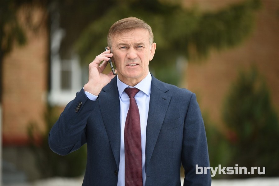 Александр Брыксин избран сенатором от Курской области
Александр Брыксин избран сенатором от Курской области