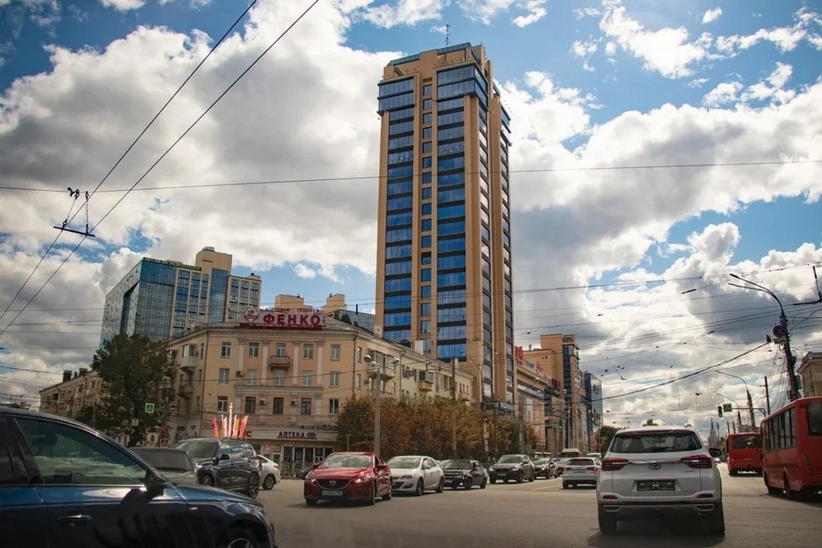 «Галерея Чижова» выкупает с торгов долю воронежского «Стройсервиса» в ТРЦ и апартаментах за 2 млрд рублей
