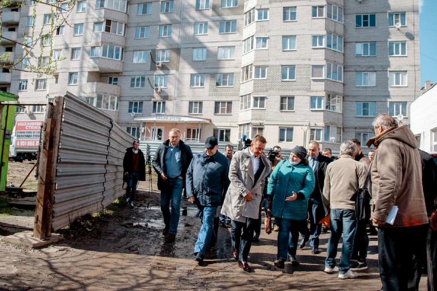 Строительство проблемного дома в Железногорске может сдвинуться из-за требований «Экспобанка»