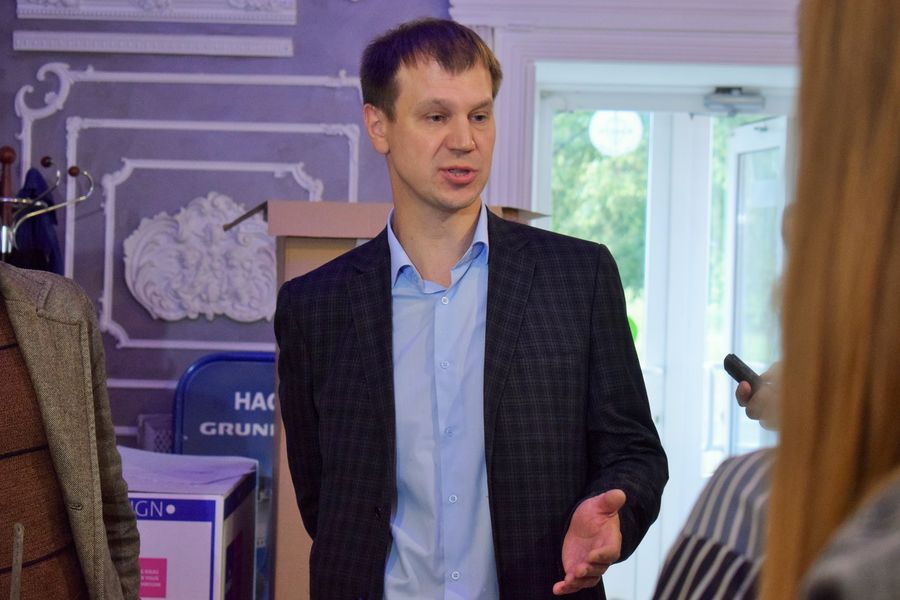 Обвиняемый в злоупотреблении полномочиями первый вице-мэр Орла остался под домашним арестом