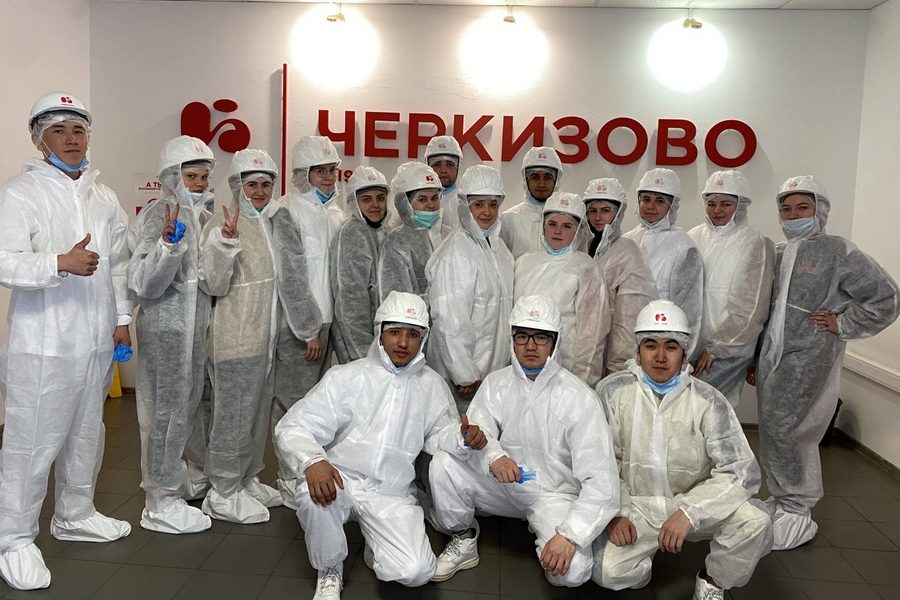 Группа «Черкизово» провела День открытых дверей для воронежских студентов