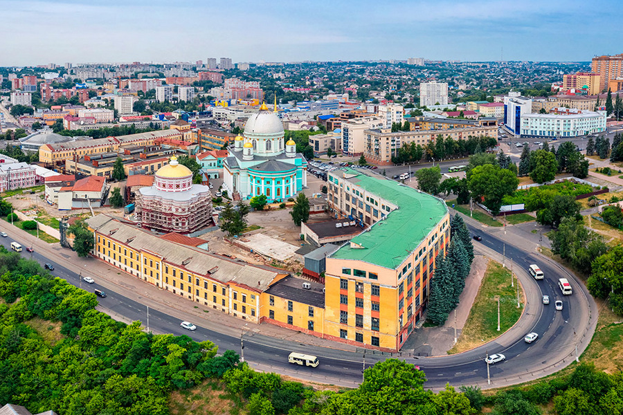 Под гостиницу Azimut приспособят здание электроаппаратного завода в центре Курска