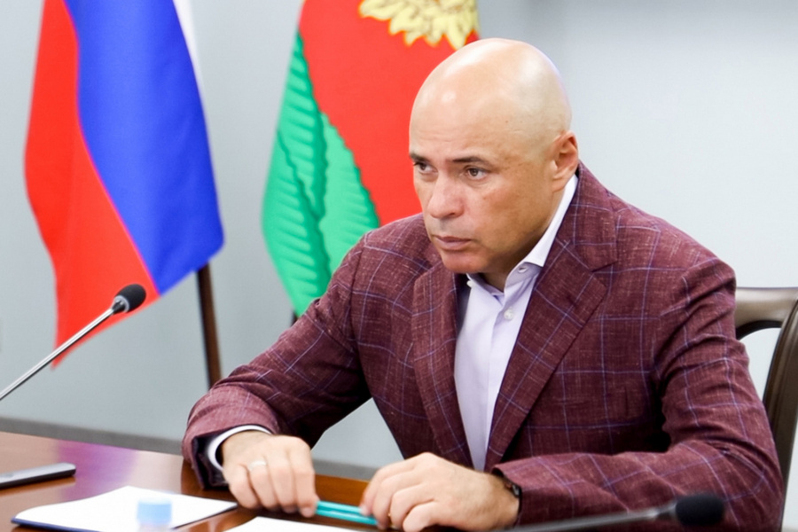 Липецкий губернатор Игорь Артамонов решил перевести регион на сою