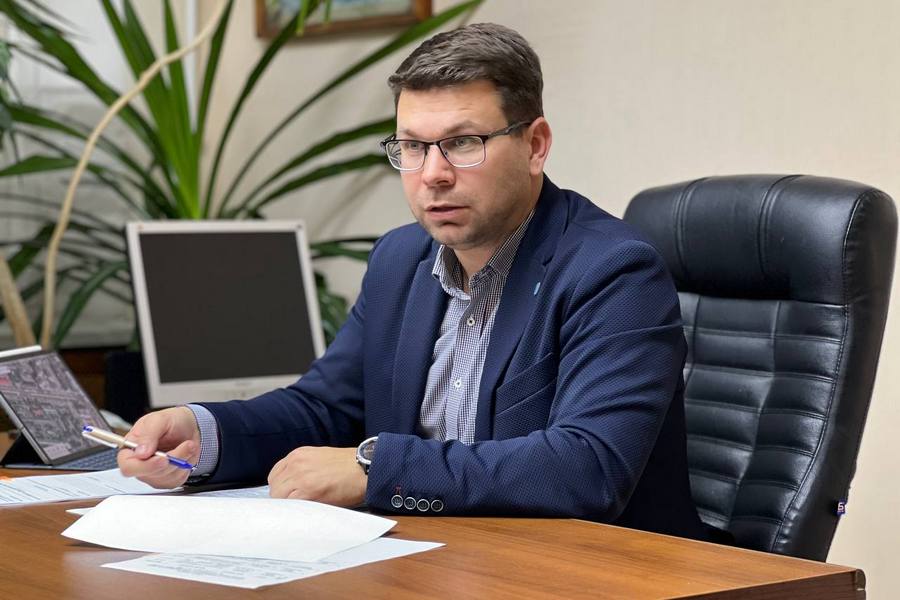 «Гладков нашел ему замену, а Иванов не выдержал критики», – источник об уходе мэра Белгорода