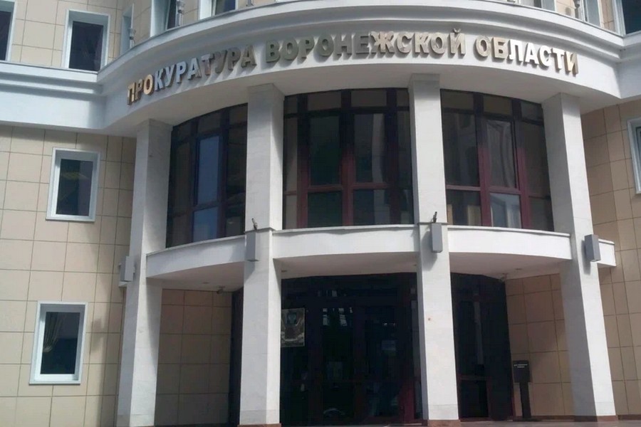 Суд обязал бывшего воронежского полицейского Александра Чалого выплатить полученный в качестве взятки миллион